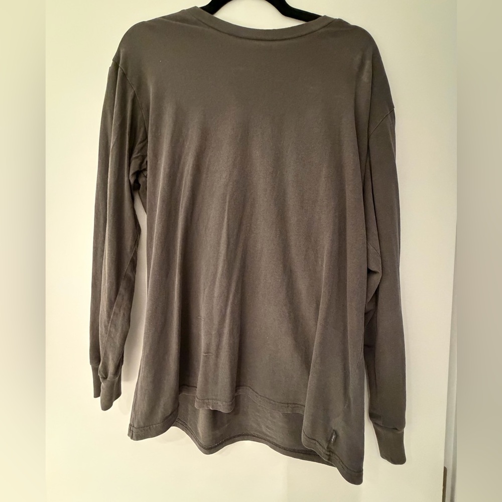 TNA tour long sleeve shirt in dark grey
